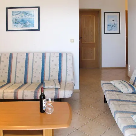 Blazina - Lbn100 By Interhome Apartman Ravni
